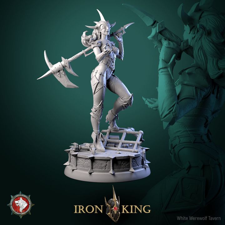 Zu Iron Lady | Iron King | White Werewolf Tavern