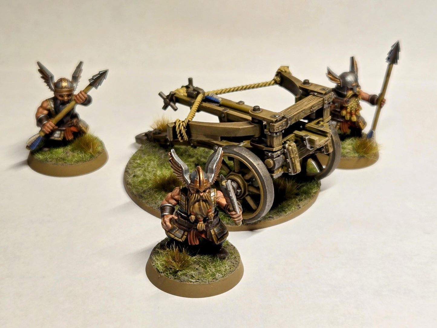 Dwarf Bolt Thrower with 3x Crew | Kyoushuneko