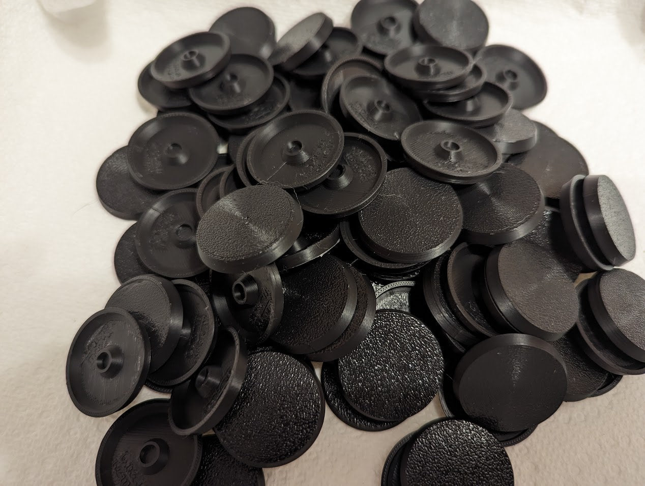 Plain Bases (Round) PLA+ | Magnet Ready | 20mm - 200mm Round and Oval | Txarli Factory