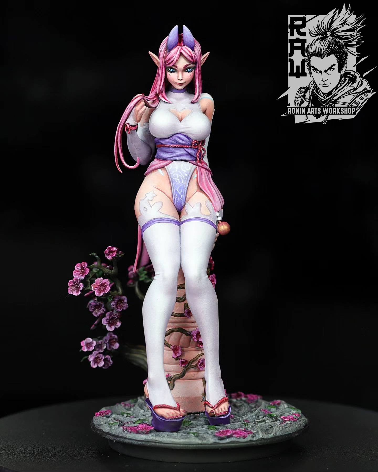 Hanny Bunny | Clothed or Nude | Resin 3D Printed Pinup | Ronin Arts Workshop