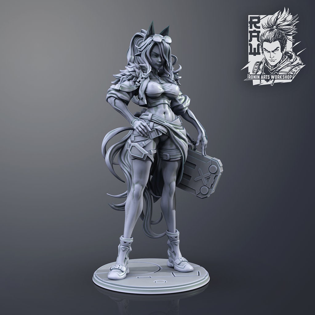 Sci-Fi Elf Girl | 54, 75, or 120mm Scale | Resin 3D Printed Miniature | Ronin Arts Workshop