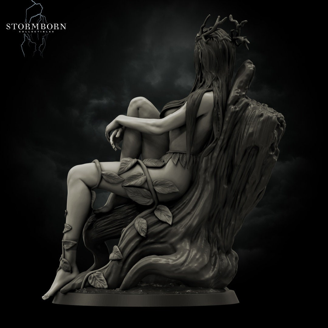 Eva, Dryad of the Emerald Grove | Seductive Sylvan | 28mm - 120mm scale | Resin 3D Printed Miniature | RPG | DND | Stormborn Collectibles