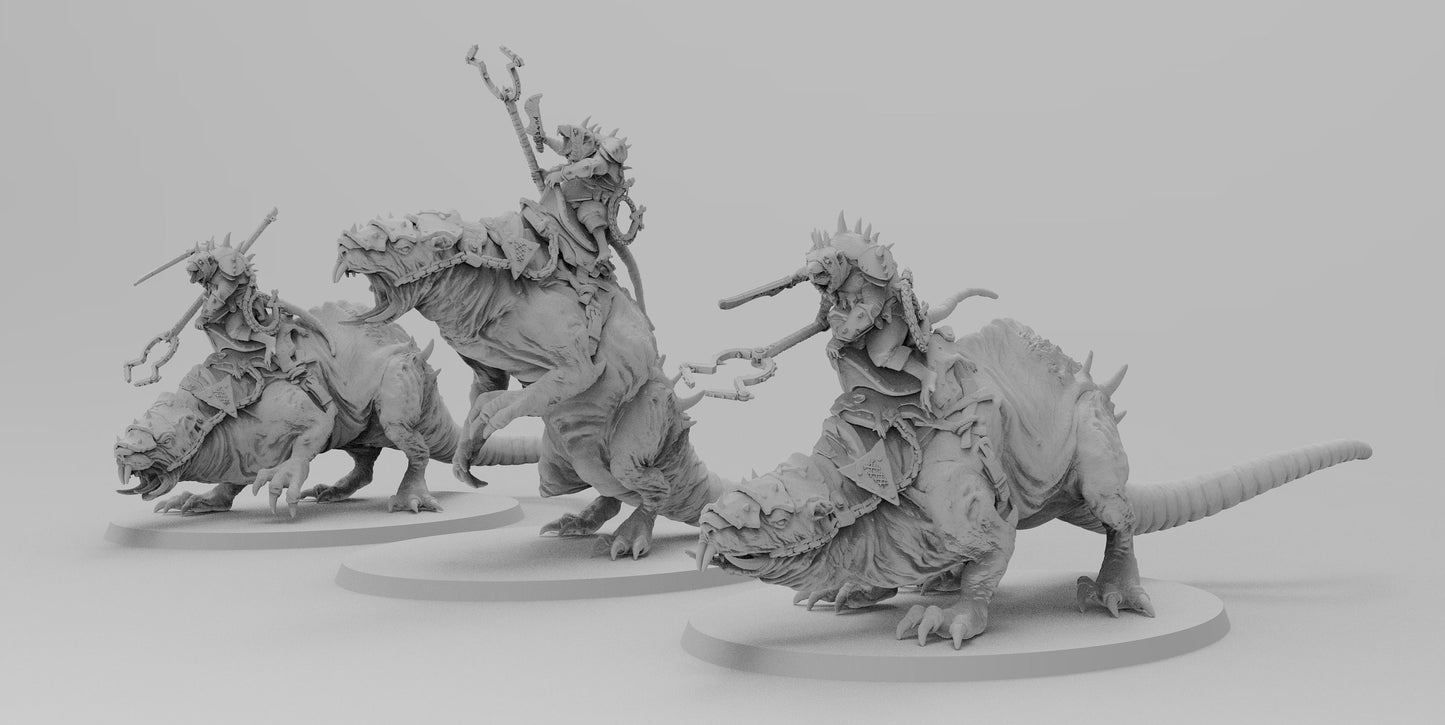 Expert Experimenter on Horrible Rat Mother | Ratmen Resin 3D Printed Miniature | Warhammer Proxy | RPG | D&D | DnD| EmanG |