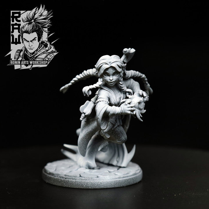 Trili the Crackling Specter | The Shadewalkers | 28mm-120mm Scale | Resin 3D Printed Miniature | Ronin Arts Workshop