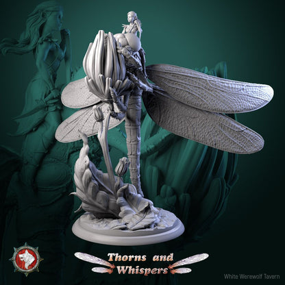 Dragon-wing Scout Model 4, 32mm fey rider on a dragonfly climbing a tulip flower