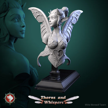 Glimmer Guardian bust, side and rear three-quarter views on the black plinth