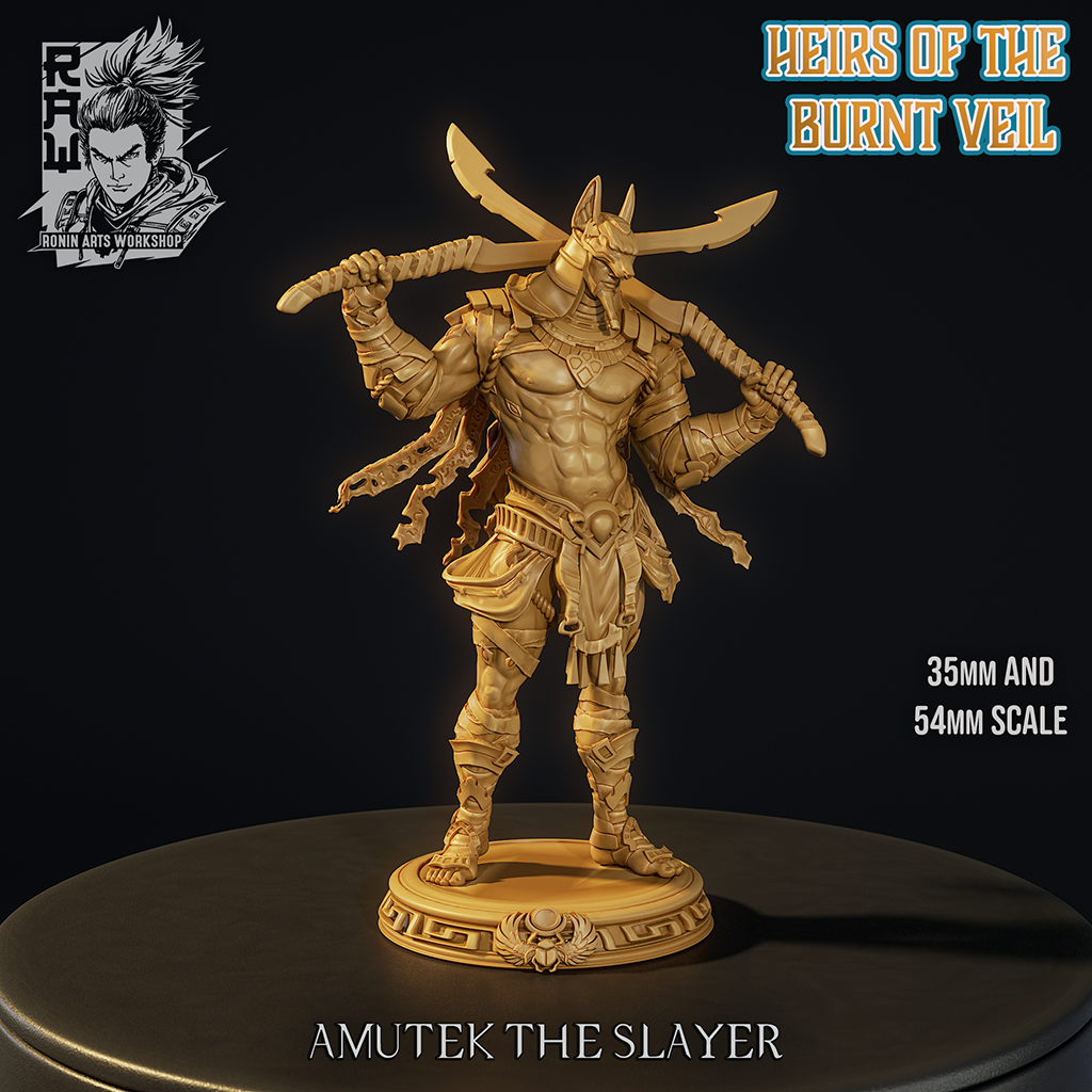 Amutek the Slayer shown at 35mm and 54mm scale, designer scale reference by Ronin Arts Workshop.