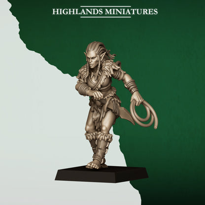 Feral Elf Beastamer A, wood elf beast handler, 32mm resin by Highlands Miniatures