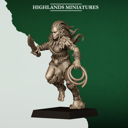 Feral Elf Beastamer B, wood elf beast handler, 32mm resin by Highlands Miniatures