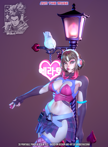 Jun the Muse, painted mid-shot detail of the anime idol pin-up figure by Ronin Arts Workshop / GreenUCorm.