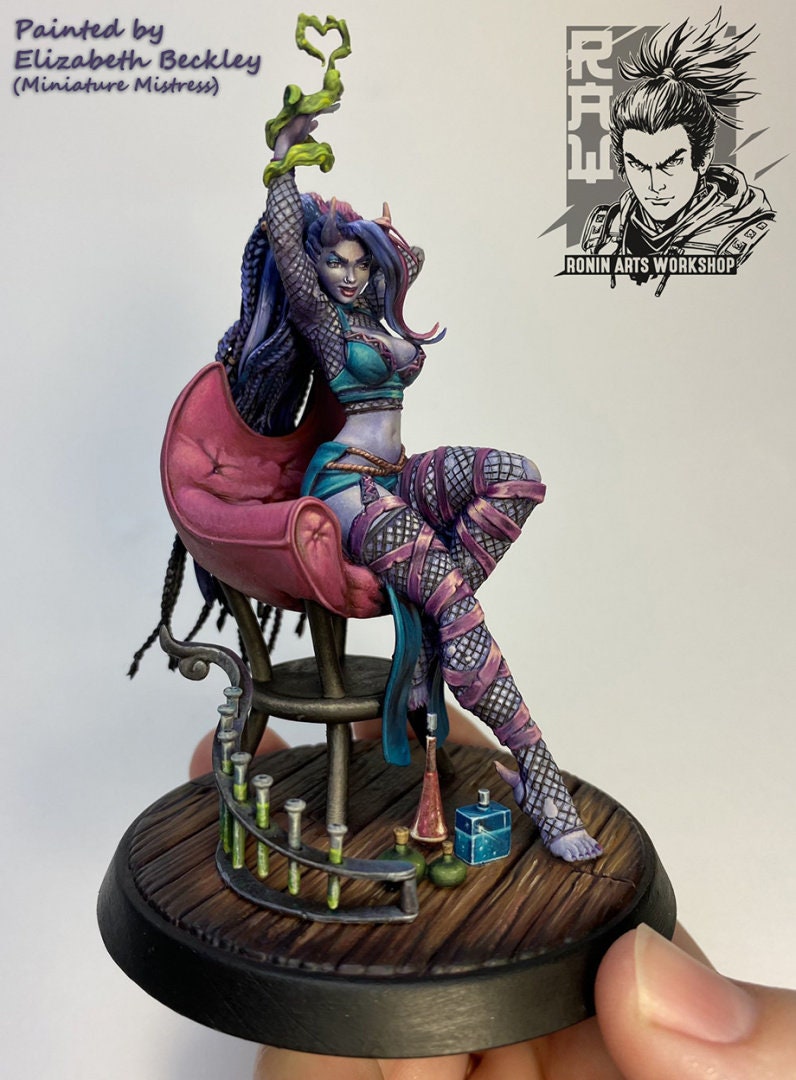 Love Potion Succubus Pinup | Clothed or Nude | Resin 3D Printed Pinup | Ronin Arts Workshop