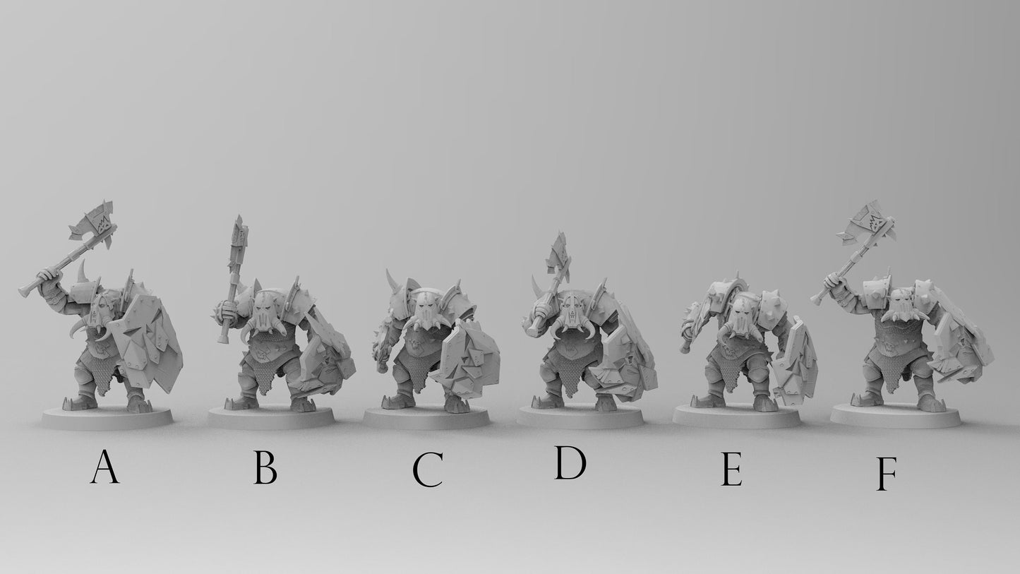 Black-Armored Boss Gitz | Gitz and Gobbos | Resin 3D Printed Miniatures | EmanG | Table Top Gaming | RPG | D&D | Pathfinder